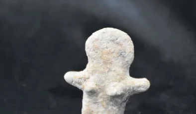 Bornova’da 5 bin yıllık heykel bulundu