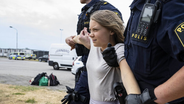 Ünlü iklim aktivisti Greta Thunberg, Londra’da protesto eylemi sonrası gözaltına alındı