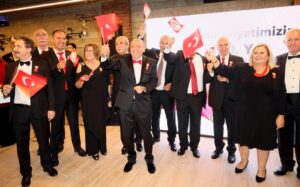 Cumhuriyet’in 100. Yılı için Hanri Benazus arşivinde yer alan Atatürk