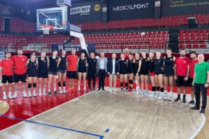 Kadınlar Voleybol 1’inci Ligi’nde sezonun ilk maçını pazar günü Havran Belediyespor