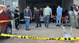 Olay, saat 14.00 sıralarında Fuatpaşa Mahallesi Galericiler Sitesi 49’ncu Sokak’ta