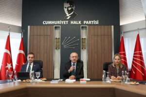 CHP’de devam eden kurultay süreci sırasında, Genel Başkan Kemal Kılıçdaroğlu,