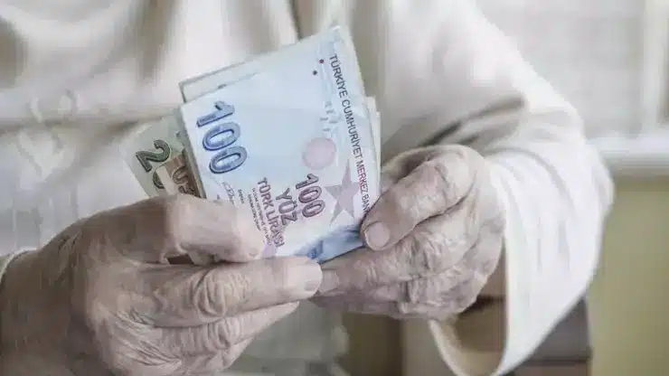 Bakan Işıkhan’dan kıdem tazminatı, emekliye ikramiye, Bağ-Kurlulara ve ev hanımlarına emeklilik hakkı açıklamaları