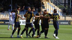 TFF 2’nci Lig Kırmızı Grup’ta geçen hafta deplasmanda İnegölspor’a 5-2