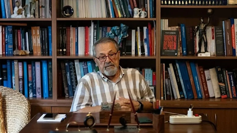 Özellikle Türkiye’yi sarsan 6 Şubat depremleri sonrası yorumlarıyla gündemden düşmeyen