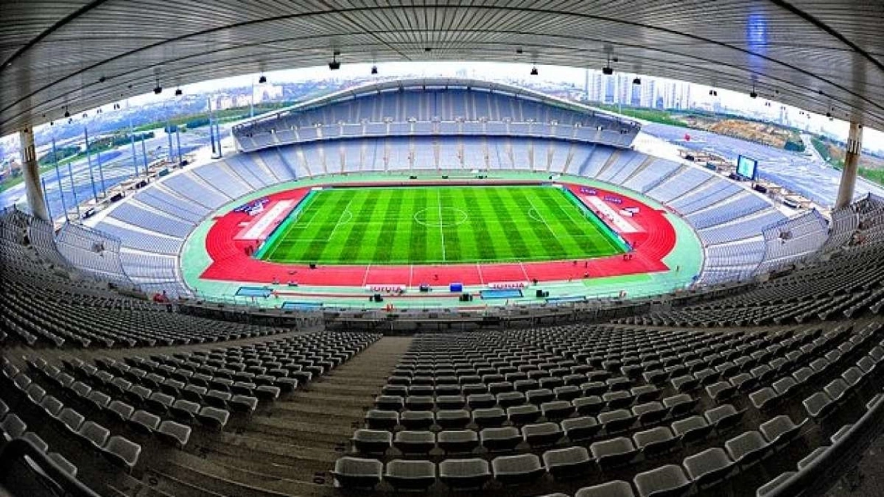 UEFA, EURO 2032 Ev Sahipliği İçin Türkiye ve İtalya’nın Aday Statlarını Açıkladı UEFA, 2032 Avrupa Futbol Şampiyonası (EURO 2032) için ortak ev
