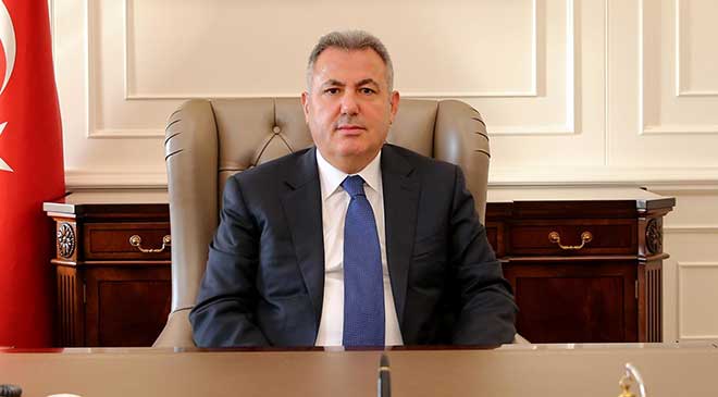 İzmir Valisi Süleyman Elban, 19 Ekim Muhtarlar Günü nedeniyle bir