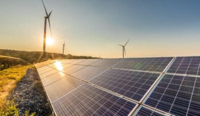 Yenilenebilir Enerjiye Önemli Yatırımlar: Yeşil Geleceğe Adım Adım