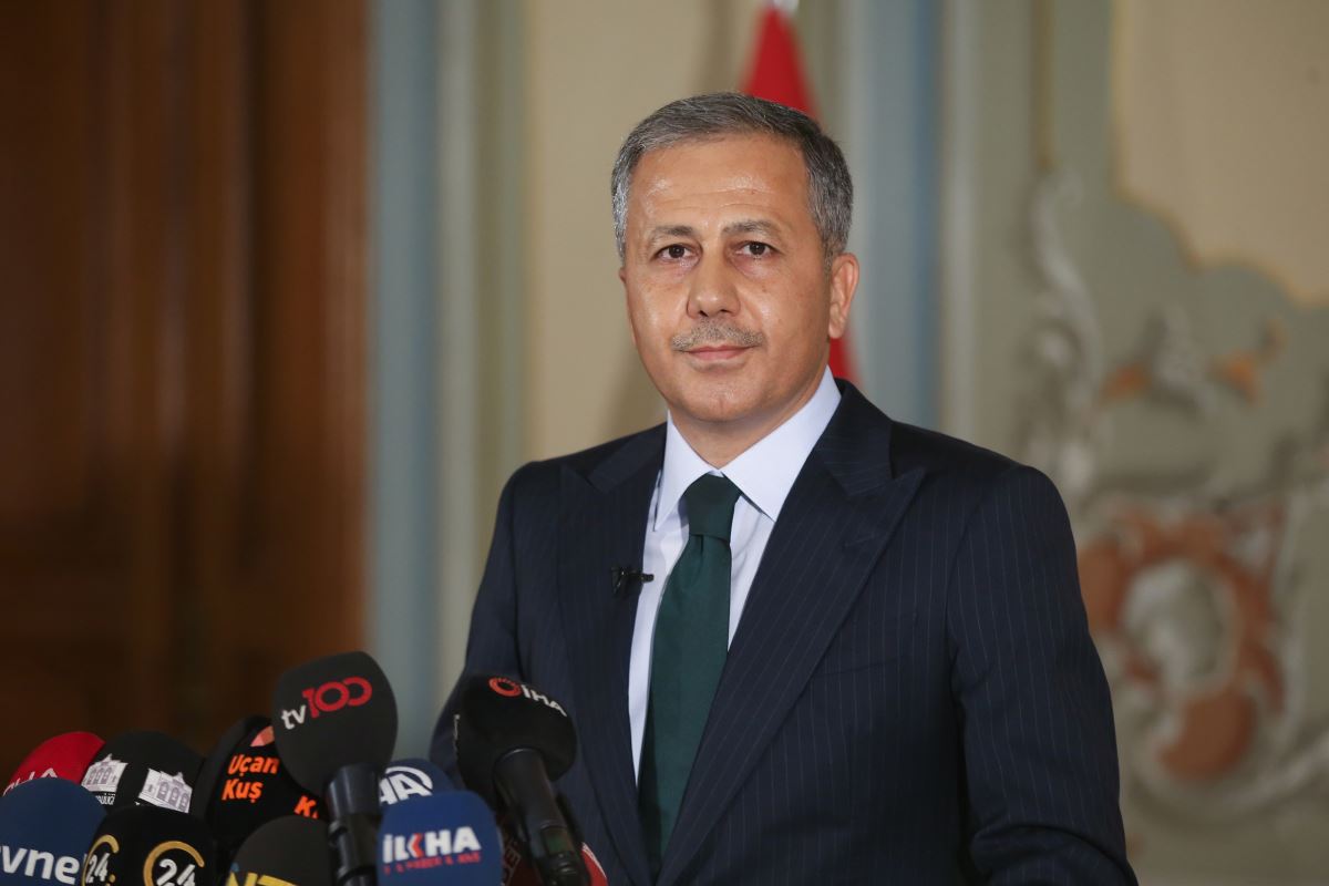 İÇİŞLERİ Bakanı Ali Yerlikaya, 12 ilde düzenlenen ‘Narkogüç’ operasyonlarında 158 şüphelinin