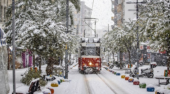 İstanbul’da 26 Kasım Pazar günü öngörülen kar yağışı öncesinde Vali