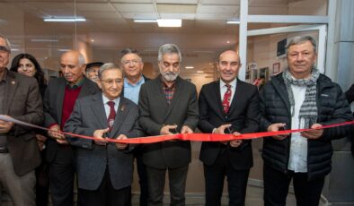Başkan Soyer öncülüğünde Kültür 68 Kütüphanesi hizmete açıldı