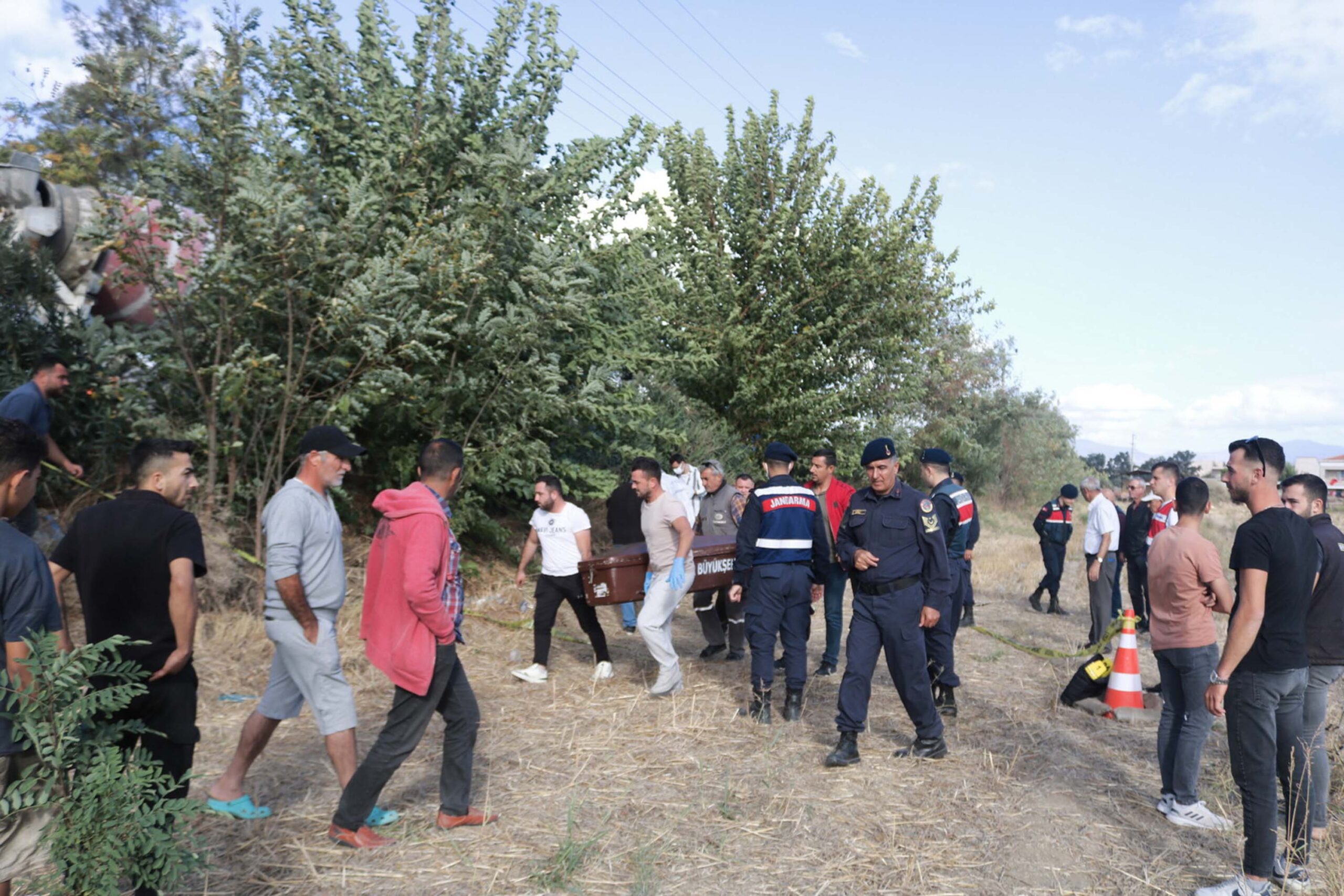 Bağarası Hacı Veli Mahallesi’nde yaşayan evli, 2 çocuk babası Salim