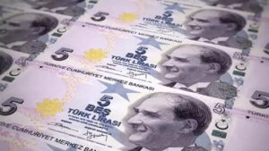Cumhuriyet’in 100. yıl dönümüne özel olarak basılan madeni 5 Türk