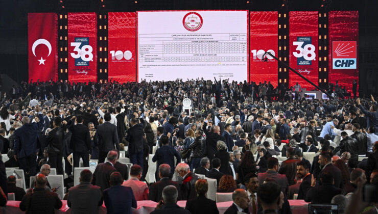 Oy Sayımı bitti : CHP’nin Yeni PM ve YDK Üyeleri
