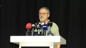 Antalya’da meydana 4.5 büyüklüğünde deprem sonrası Prof. Dr. Naci Görür