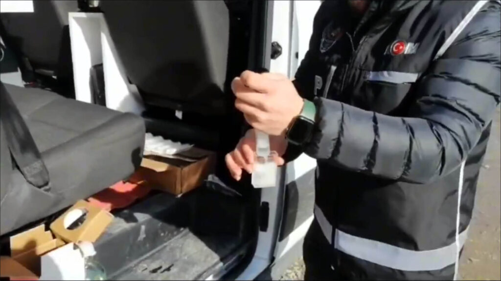 Kaçak akaryakıta dev operasyon: 1 milyon litre kaçak akaryakıt ele geçirildi