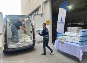 Gıdadan süte, giysiden sıcak yemeğe, tabletten kitap desteğine kadar ihtiyaç