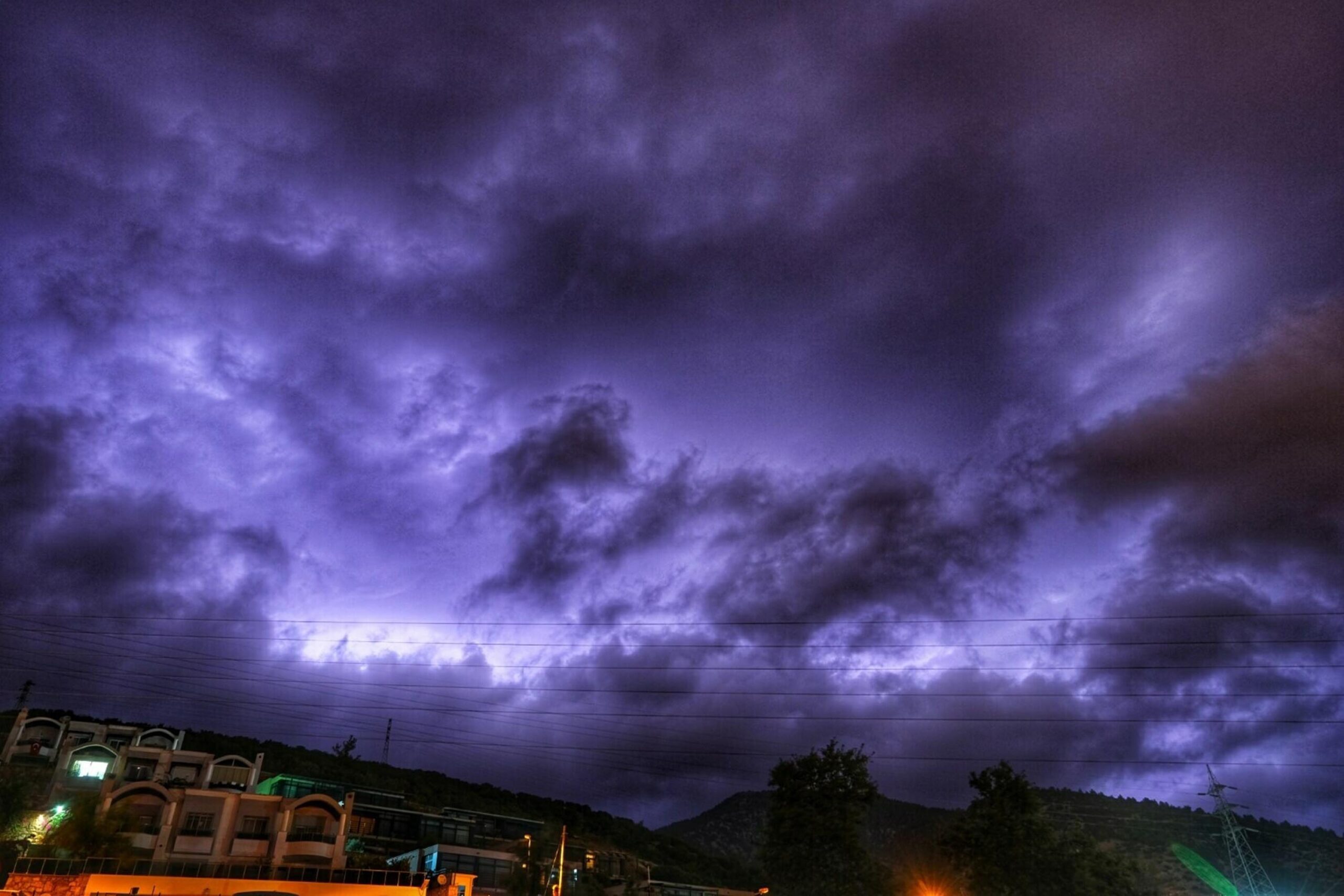 Meteoroloji 4’üncü Bölge Müdürlüğü’nün uyarısının ardından dün etkili olan sağanak,