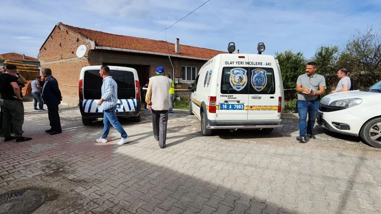 Zeynep Özdemir’in bir süre önce evi terk edip eşi hakkında