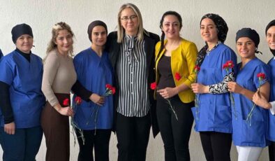 AK Partili Çankırı mağduriyeti geride bırakan üretken kadınlara ziyaret