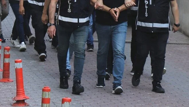 İçişleri Bakanı Ali Yerlikaya, ülke genelinde içki kaçakçılığını ve sahteciliğini