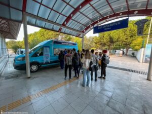 İzmir Büyükşehir Belediyesi derinleşen ekonomik krizden etkilenen gençlerin yanında olmaya