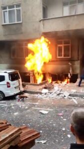 KÜÇÜKÇEKMECE’de bir binanın giriş katındaki dairedeki iş yerinde  Meydana gelen