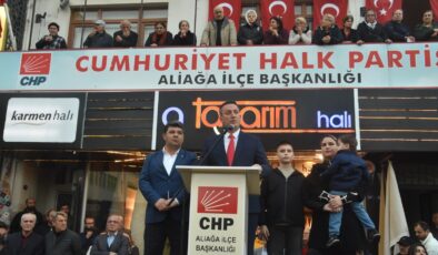 CHP’li Barış Eroğlu’ndan caddede adaylık açıklaması…