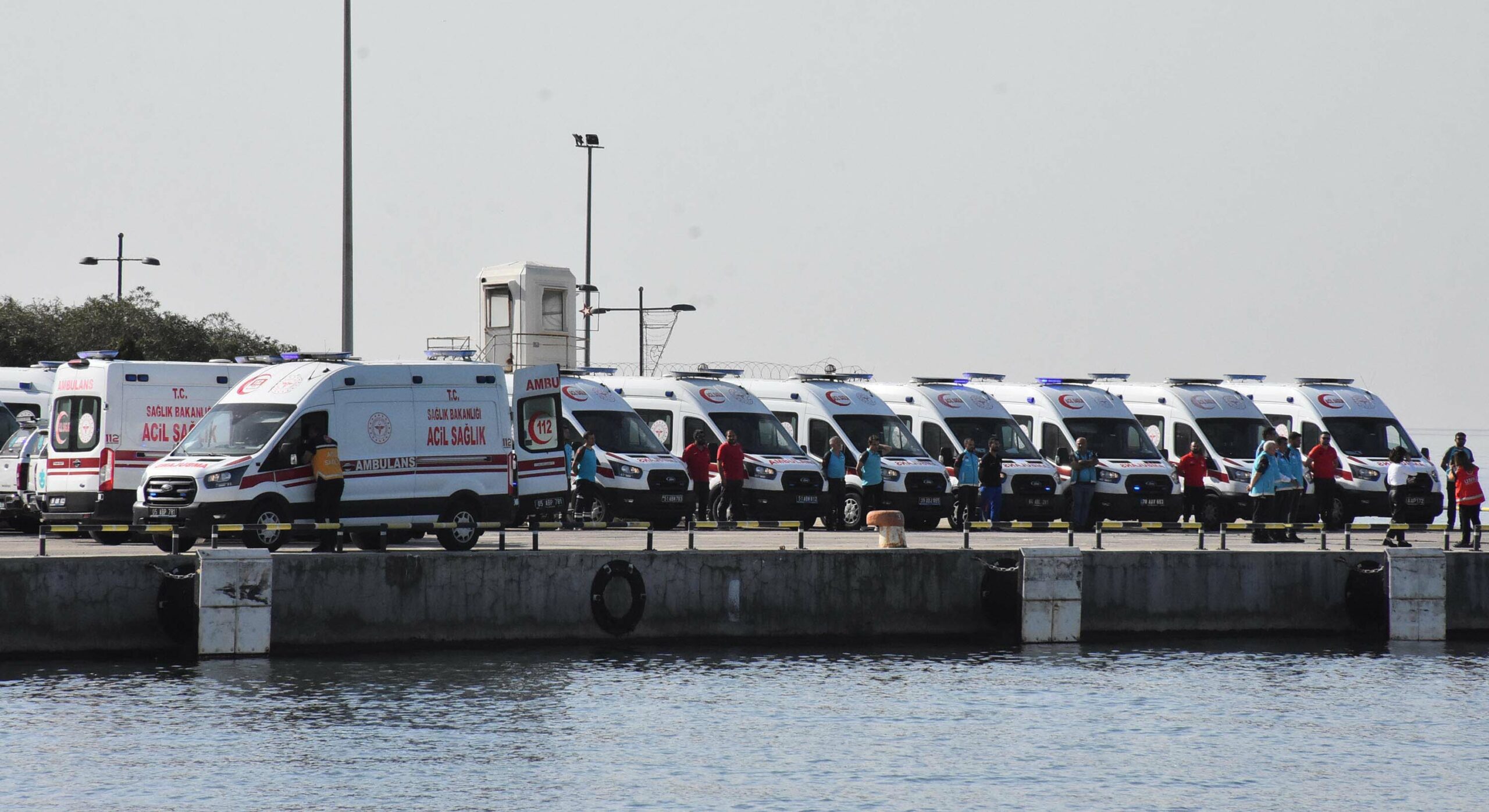 Gazze’ye gidecek sağlık gemisi İzmir’den yola çıkacak Sağlık K Bakanlığı’nca hazırlanan, içinde ameliyathaneleri, yoğun bakım üniteleri ve