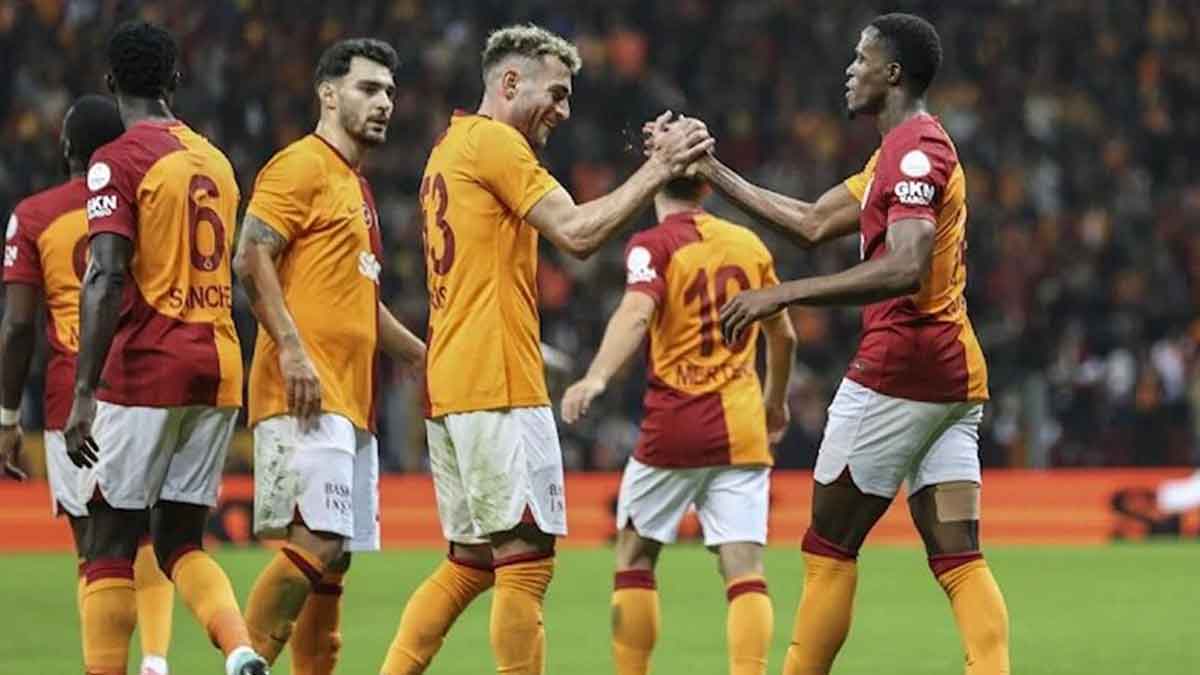 Galatasaray, kritik Manchester United maçı öncesinde kendi sahasında Alanyaspor’u rahat