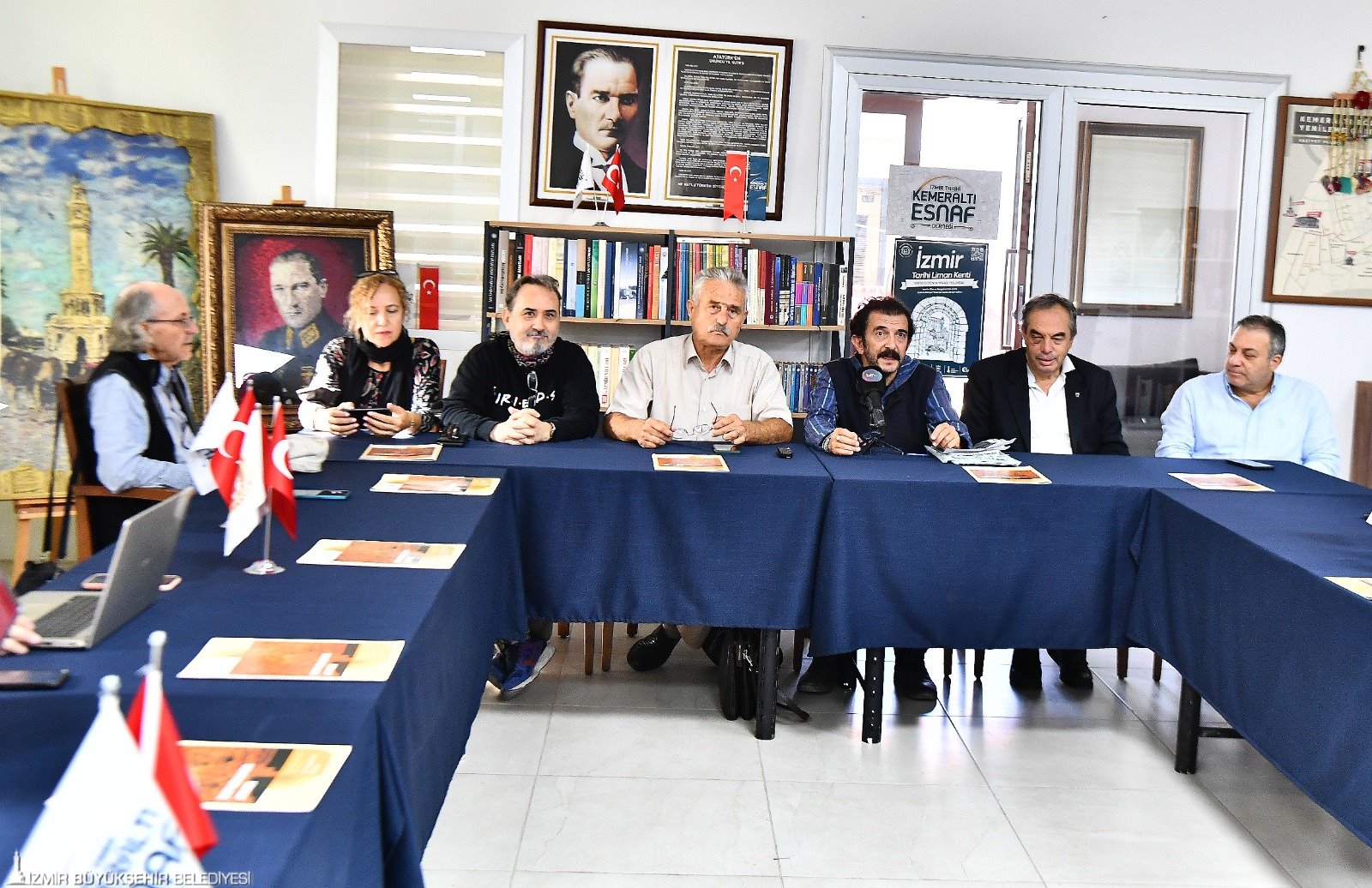 Tarihi Kemeraltı’nın geleceği için kolları sıvayan Çalıştay’ın üzenleme Ekibi Sorumlusu