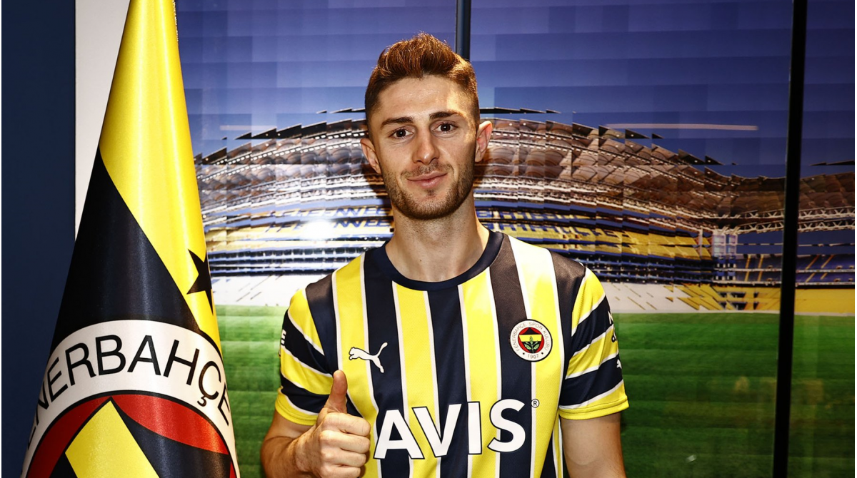 Fenerbahçe, bu sezon Süper Lig ve UEFA Konferans Ligi’nde çıktığı