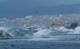İzmir’de deniz ulaşımına fırtına engeli… Seferler durduruldu