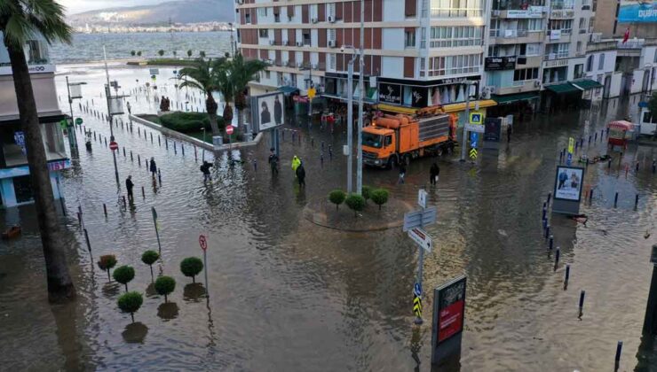 İzmir sel felaketinde birlikte güçlü: Büyükşehir’den nakdi destek kararı