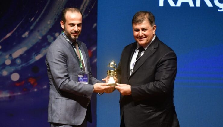 Karşıyaka Belediyesi’ne Türkiye Sürdürülebilir Gelecek Ödülü