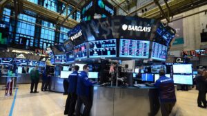ABD Merkez Bankası’nın (Fed) şahin adımlarının küresel piyasalarda sonuna gelindiğine