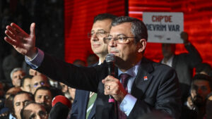 Türkiye Cumhuriyet adım adım yerel seçimlere giderken, CHP’de seçim kampanyalarına