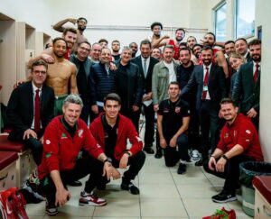 Basketbol Süper Ligi’nde Büyükçekmece’yi deplasmanda 93-75 mağlup eden Pınar Karşıyaka