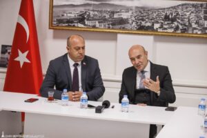 Türk-İş Ege Bölge Temsilciliği ve bünyesindeki sendikaların başkanları Başkan Soyer’i