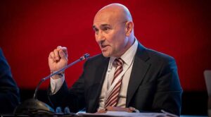 İzmir Büyükşehir Belediye Başkanı Tunç Soyer, yaklaşan yerel seçimler öncesinde