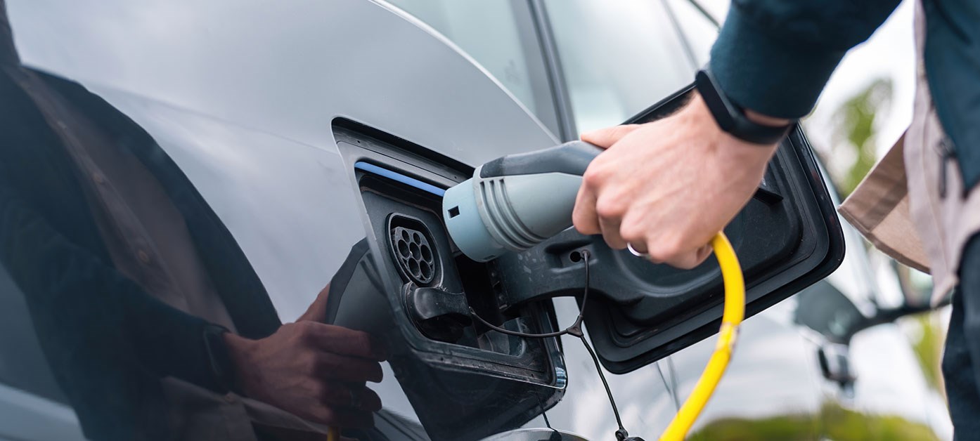 Elektrikli araçların yaygınlaşması ve bu araçların kullanımını destekleyen şarj istasyonlarının