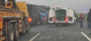 Sakarya’da Kuzey Marmara Otoyolu’nda yoğun sis nedeniyle meydana gelen 7