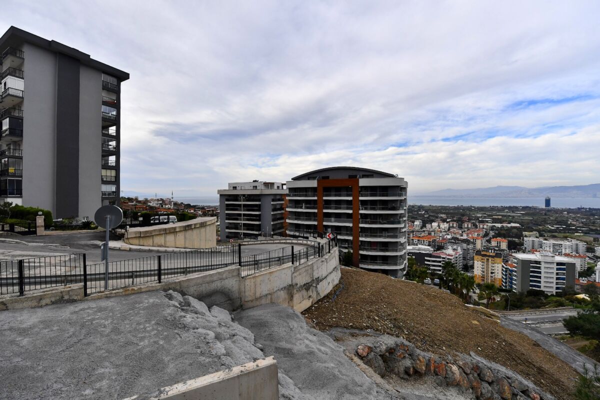 İzmir Büyükşehir Belediyesi, Narlıdere’de iki yıl önce aşırı yağışlar nedeniyle