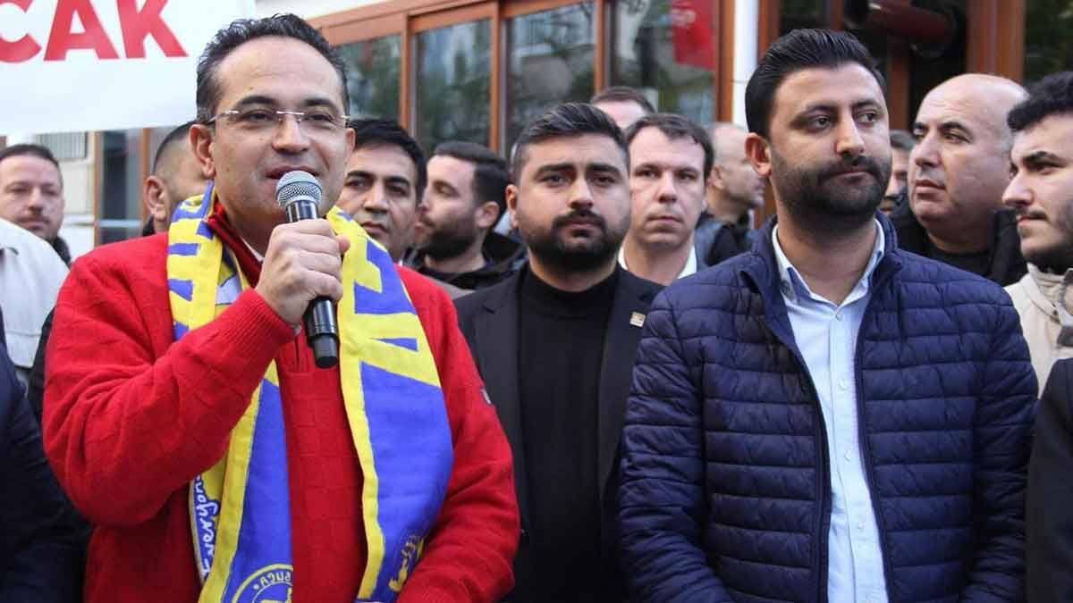 ‘İzmir Bizim Evimiz’ sloganıyla, seçim ziyaretleri süresince kentin her ilçesine