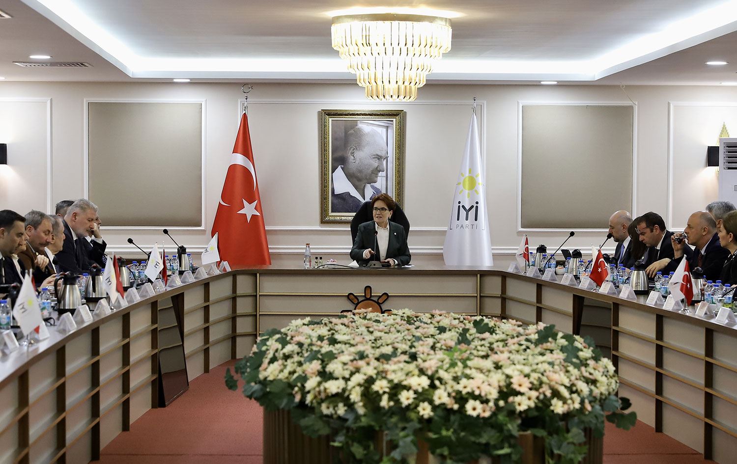İYİ Parti Başkanlık Divanı toplantısı CHP Genel Başkanı Özgür Özel’in
