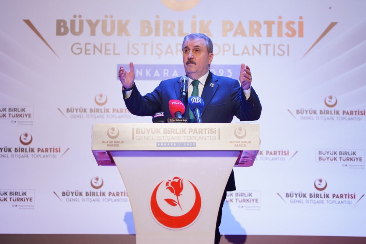BBP lideri Destici, partisinin Ankara’da düzenlenen Genel İstişare Toplantısı’nda konuştu