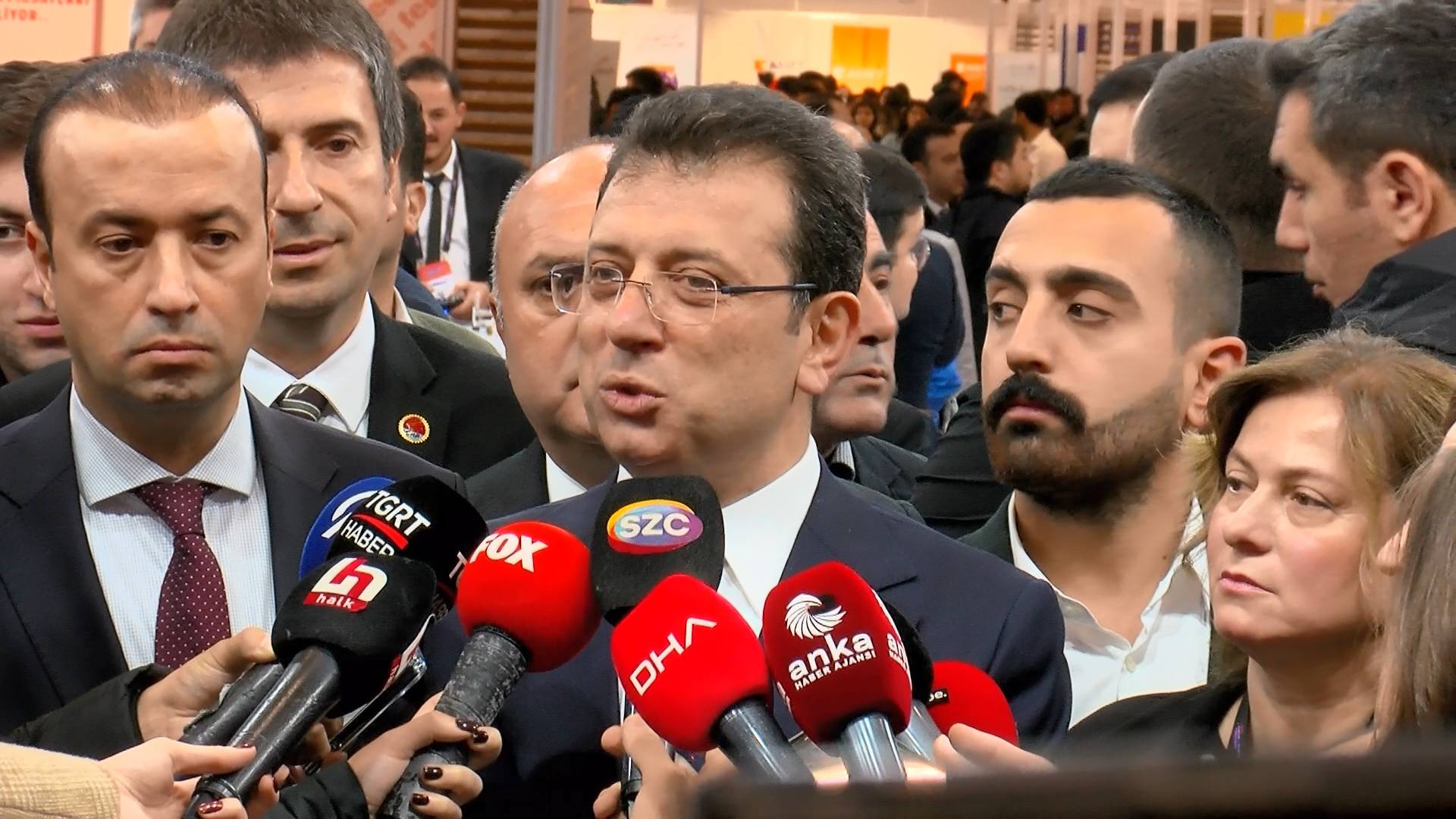 İstanbul Büyükşehir Belediye Başkanı Ekrem İmamoğlu Yenikapı’da Dr. Mimar Kadir