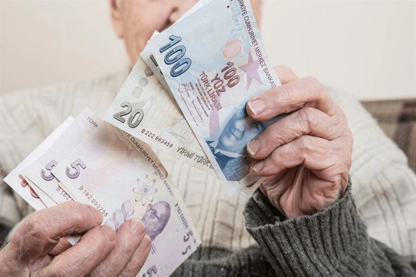Enflasyon, refah payı ve taban maaş düzenlemeleriyle birlikte maaşlarda önemli