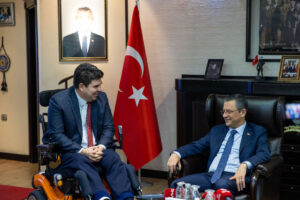 Cumhuriyet Halk Partisi (CHP) Lideri Özgür Özel, Buca Belediye Başkanı
