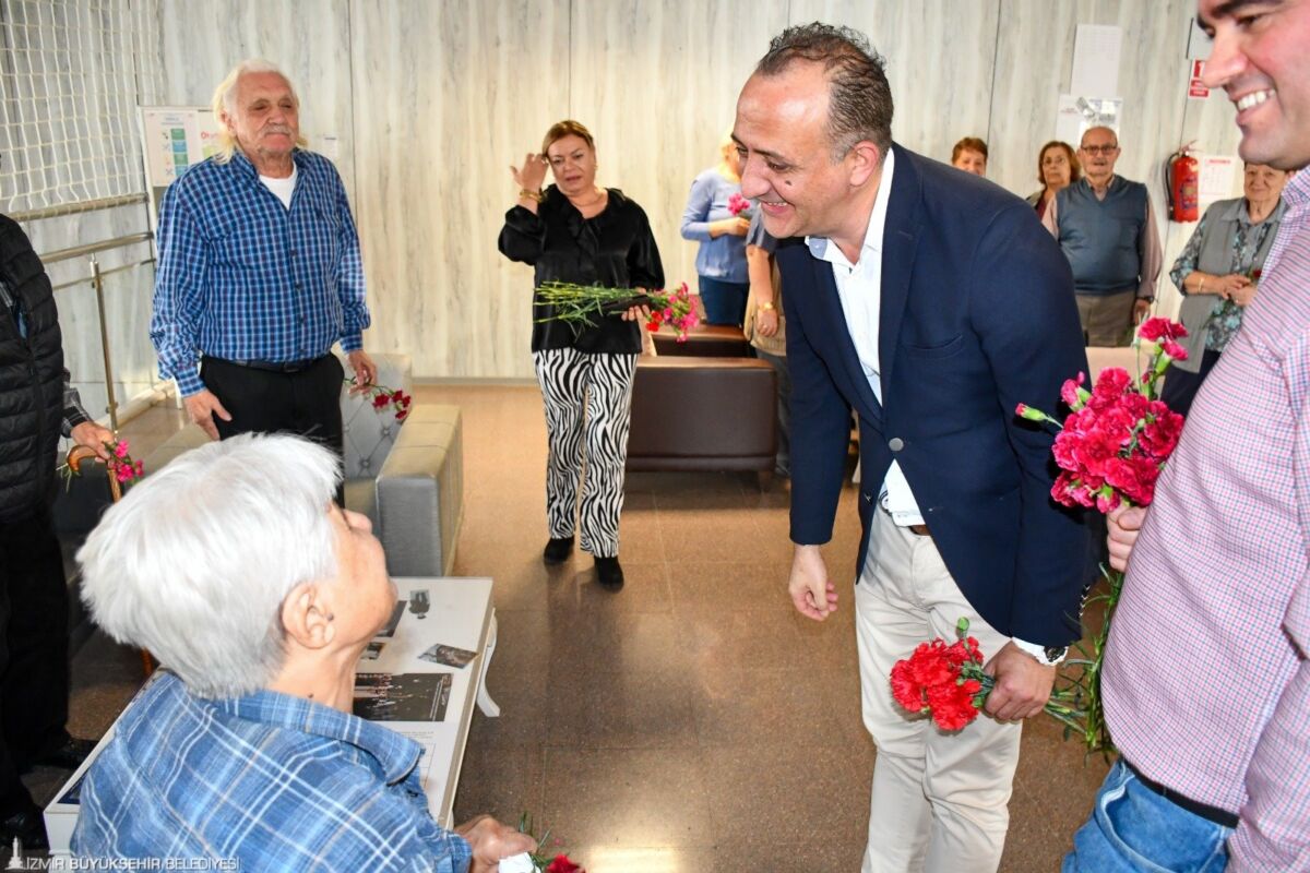 İzmir Büyükşehir Belediyesi Zübeyde Hanım Huzurevi Yaşlı Bakım ve Rehabilitasyon